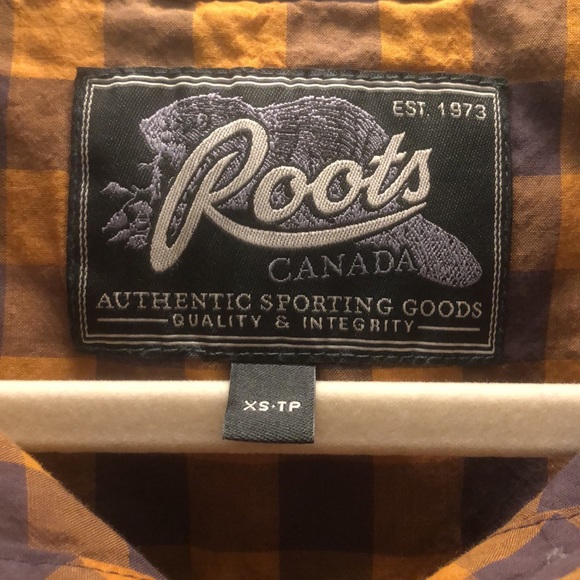 Roots Half buttoned checkered shirt - Picture 4 of 9